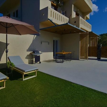 Gratelia Apartment Damnoni Luaran gambar