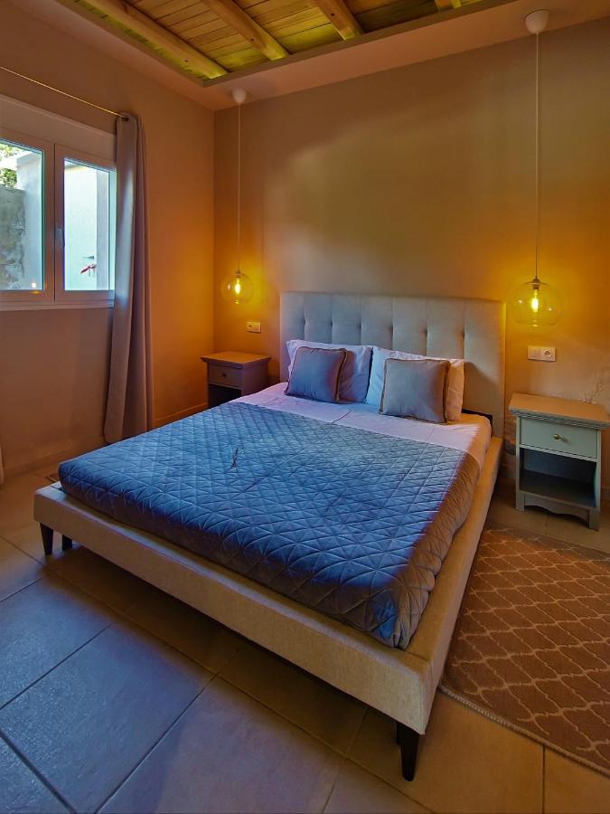 Gratelia Apartment Damnoni Luaran gambar